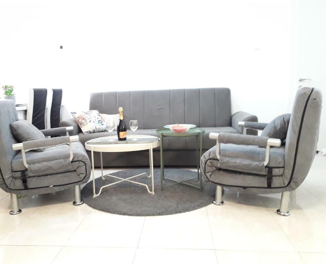 Ferienwohnung Bat Yam On The Beach Exterior foto